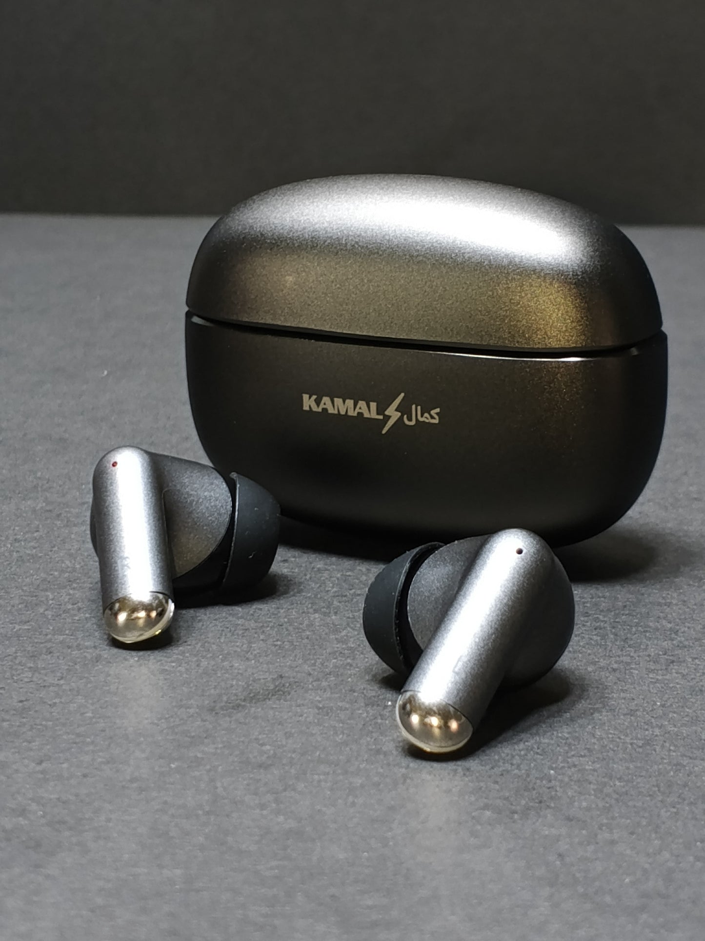 Kamal Metal Body Wireless Earbuds