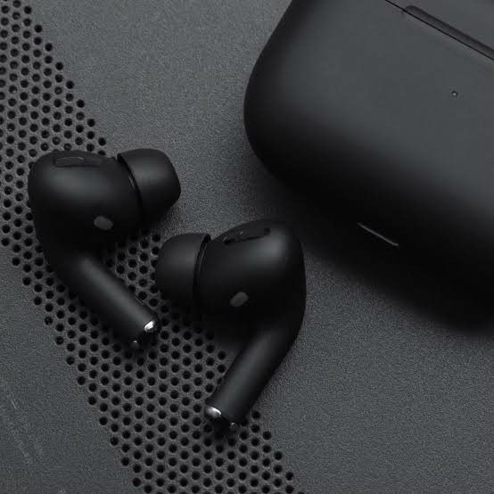 Black AirPods Pro